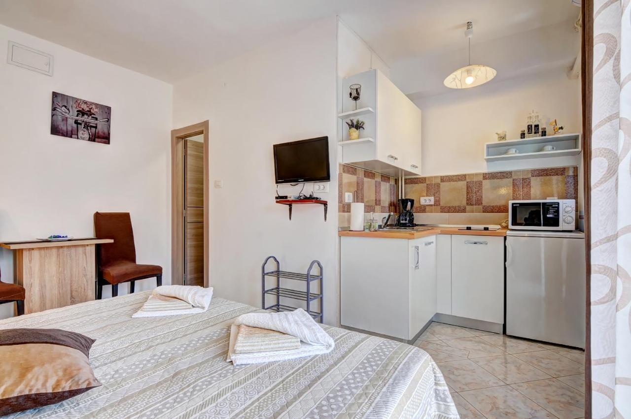 Apartments Kajfes Fažana Dış mekan fotoğraf