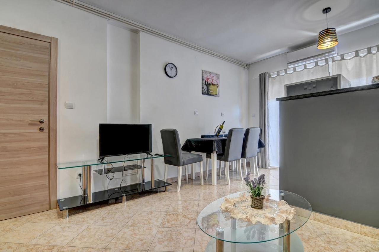 Apartments Kajfes Fažana Dış mekan fotoğraf